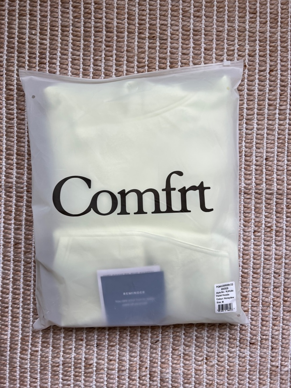 Comfrt Pastel Hoodie - Honeydew - Size M NWT - Picture 6 of 7